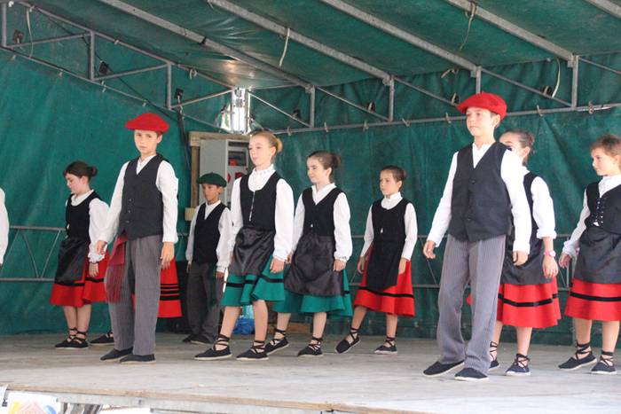 Dantzak bete du plaza 28 1473599899536