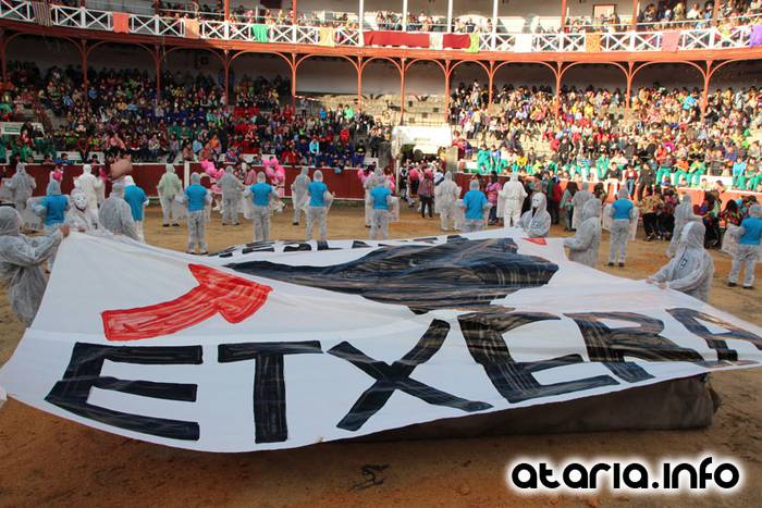 ostegun gizena 2016 zezen plaza 32 1454608268620