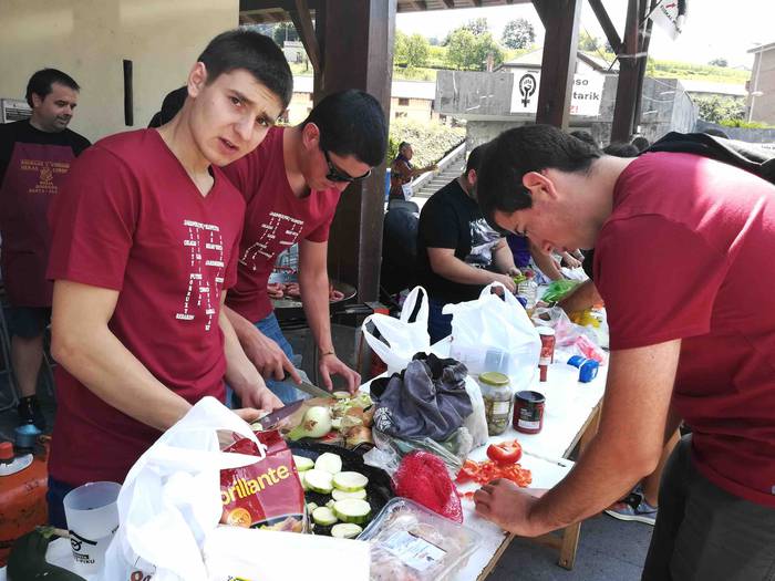 Paellaren bueltan, dozena ba 2 1533998654138