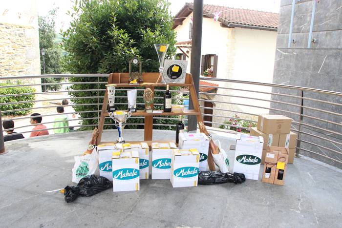 Maldan gora plazara heldu ar 5 1502801253479