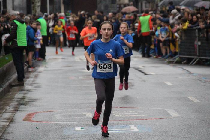 700 haur inguru XXXI. Ero Et 100 1516542454440