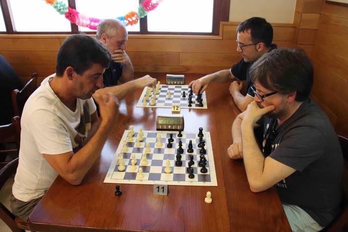 Behar Zana elkarteko festa 2 34 1559405200629