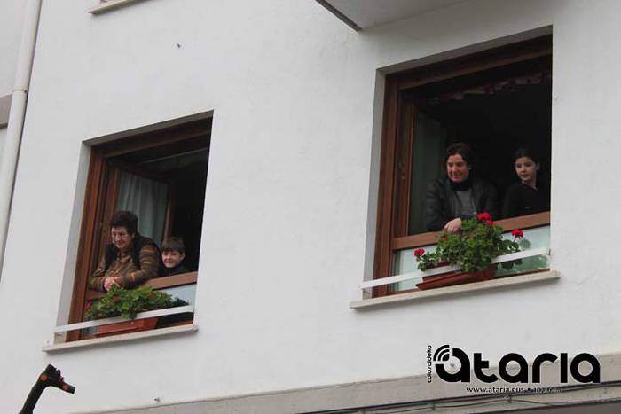 Talaiak tanten azpian ere da 35 1518354044394