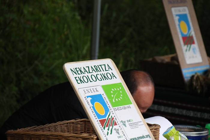 Alegako azoka ekologikoa 32 1462113317503