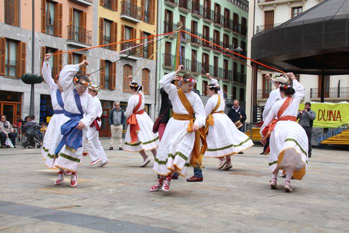 Sueltoan dabiltza 38 1521909970306