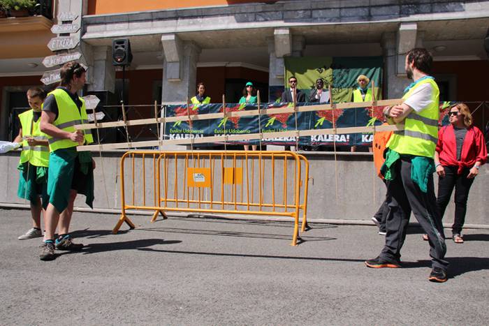 Parrandarako ez dago armagab 13 1497093277156