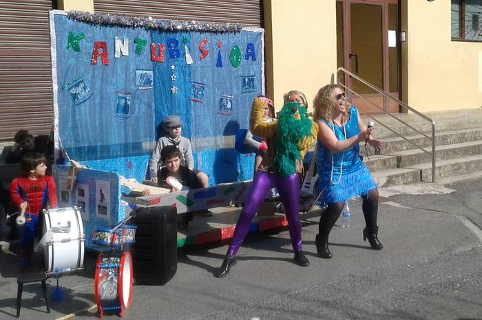 Lizartzako inauteriak, 25 ur 6 1516872016517