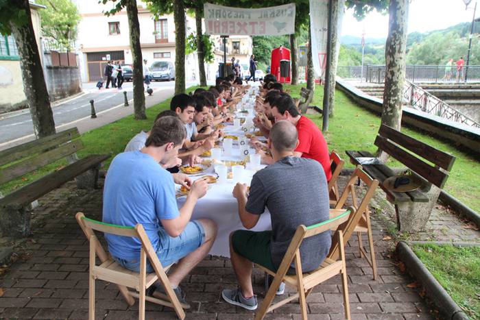 Alegia festak ostirala eguer 13 1500049413237