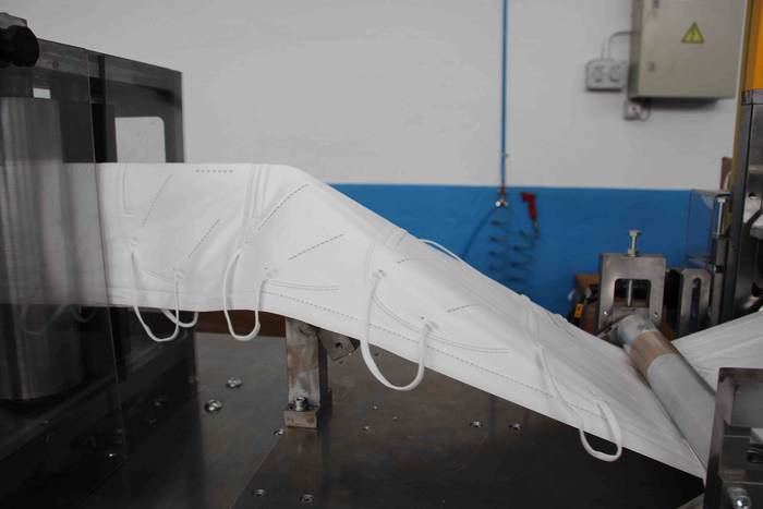 Maskarak egiten hasi dira Al 13 1600881320084