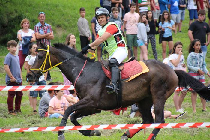 Zaldien gainean lehian 18 1497207205458