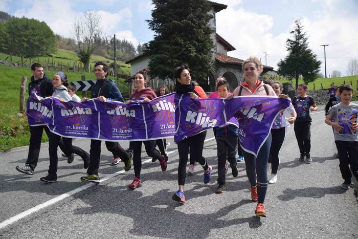 Eskuz esku ibili dute lekuko 5 1555085910803