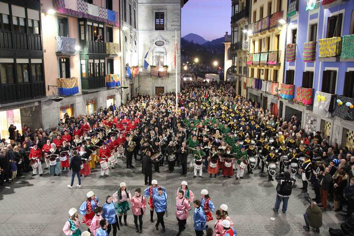 Danbor hotsen eguna 39 1582405367700