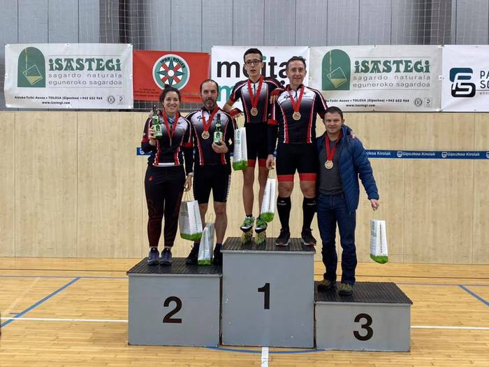 V. Irristaka Indoor Saria 1 1577393170396