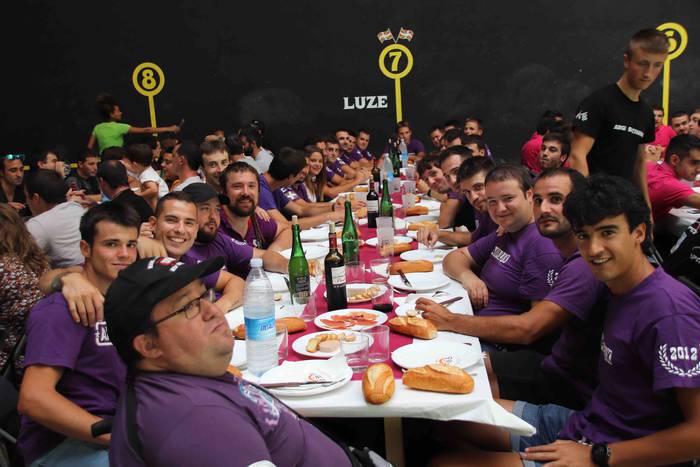 Bazkaldu ere frontoian egite 29 1566484669185