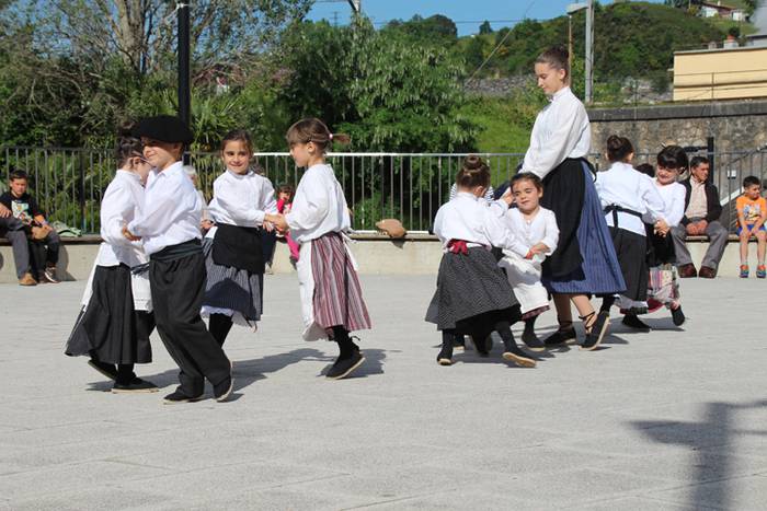 Suziria lehertzearekin bater 25 1494695672732