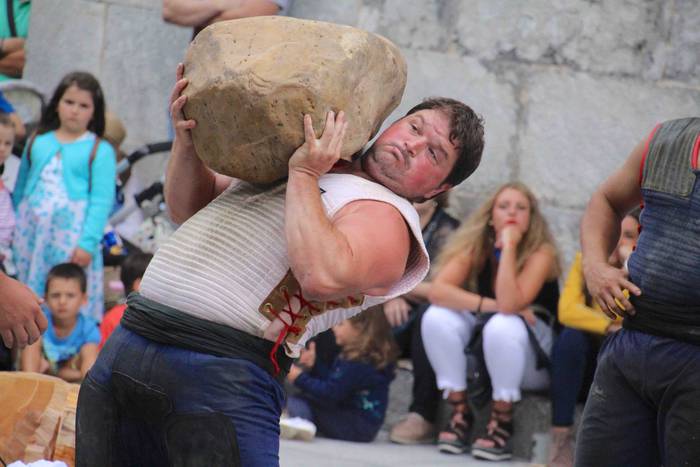 berastegi salontzo eguna her 3 1533933186929