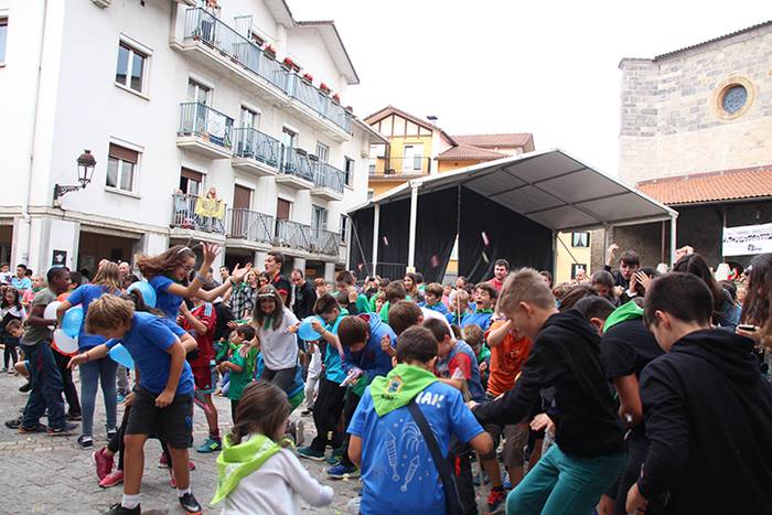 IRURAKO JAIAK 2017. TXUPINAZ 35 1506102284071