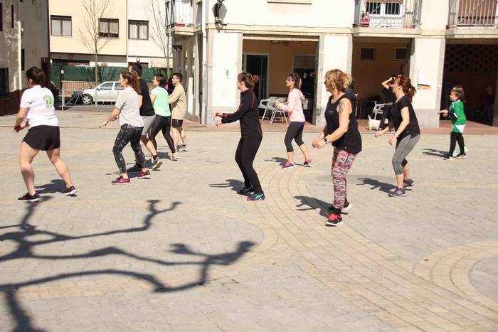 irura-gazte-asanblada-zunba- 2 1553343533688