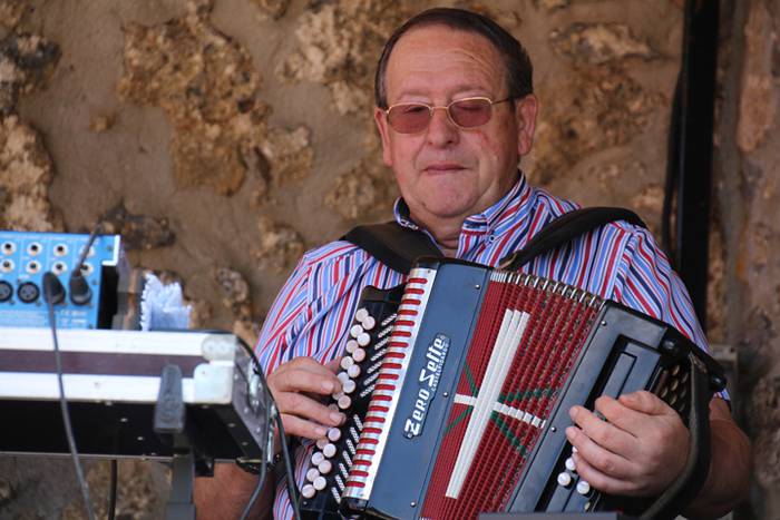 Herri kirola eta festa, Sant 1 1500220520769