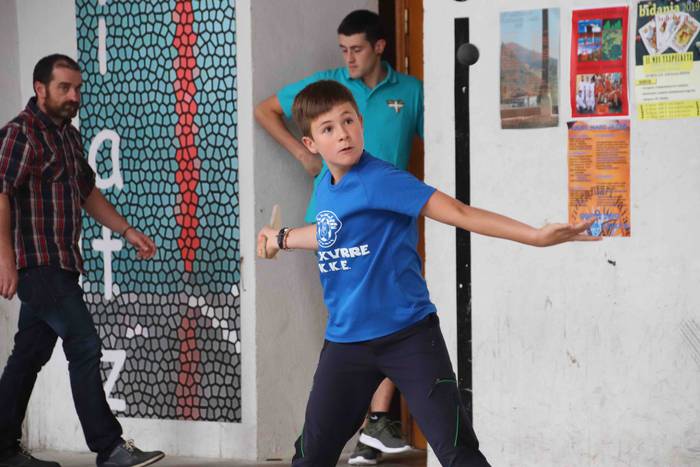 Txikiek pilotari handiak dir 50 1565875099102