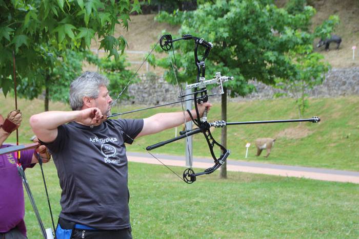 Arku-tiraketa Bihotzez elkar 6 1498391832862