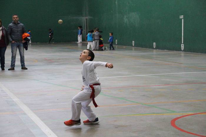 Hasi da V. Ataria Pilota Txa 34 1556962357906