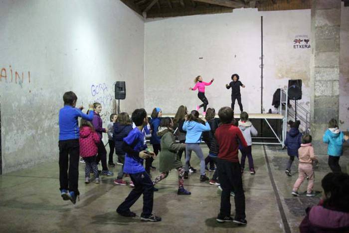 Zunbatoia, kirol gosea asetz 11 1513453256853