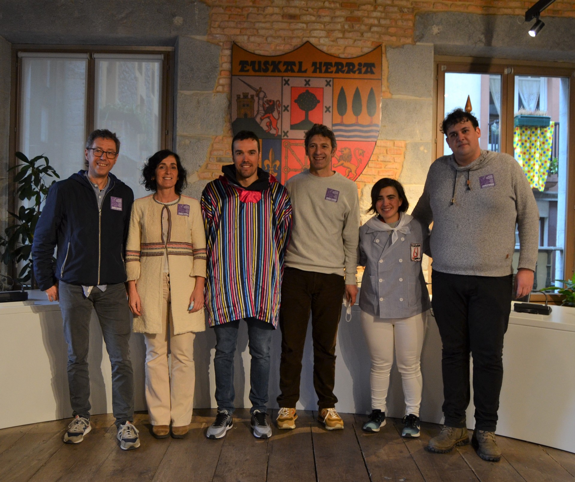 Imanol Rojori Tolosako herriaren izenean  omenaldia