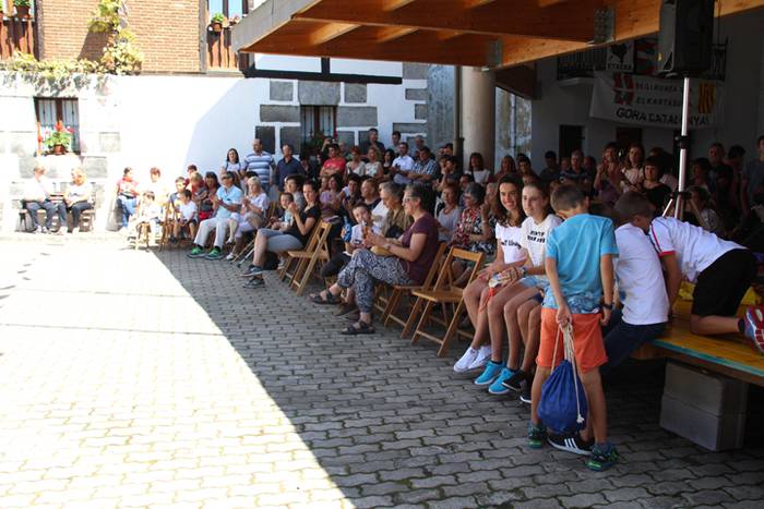 GOIAZKO ANDRA MARI JAIAK 201 32 1502631680898