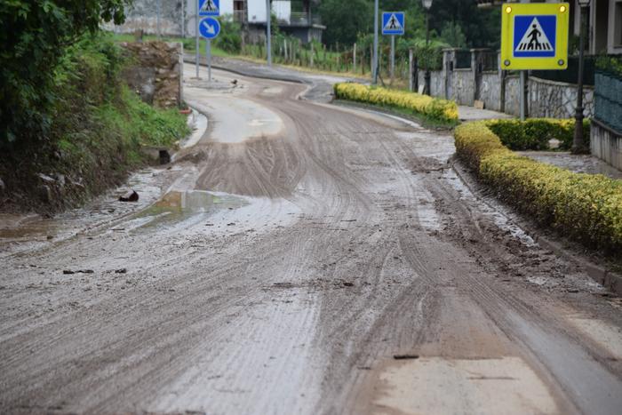 Anbuko errepidean konpontze lanak egingo dituzte