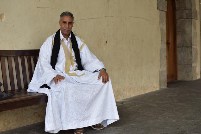 «Etxean gordeta dut eman zidaten lehen argazki kamera»