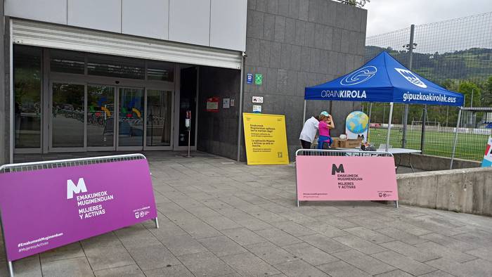 Emakumeok mugimenduan erronk 1 1655122261555