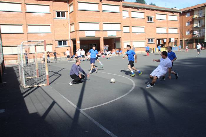 Karmenen aurretik, Bibalabirjen jaiak 25 1468432449178