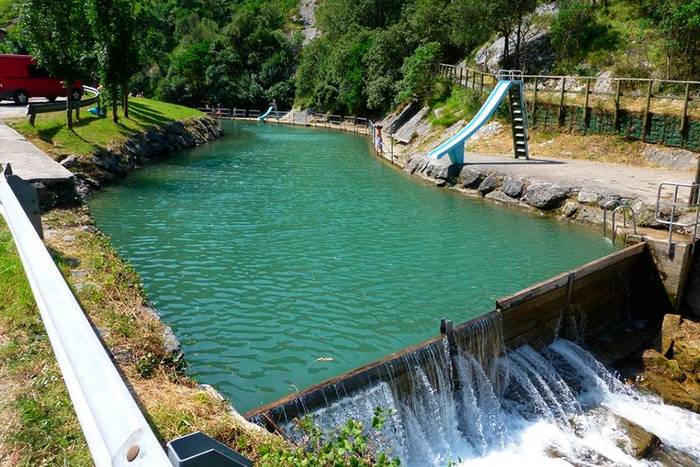 Nerabeentzako udako ekintzak