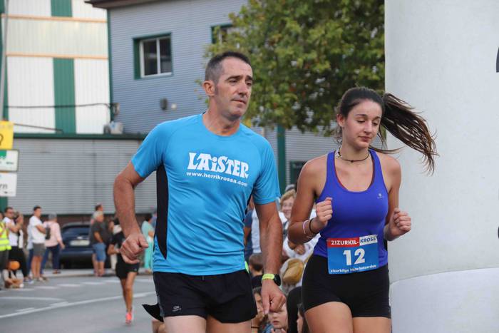 Elena Silvestre eta Xabier L 33 1567672429170