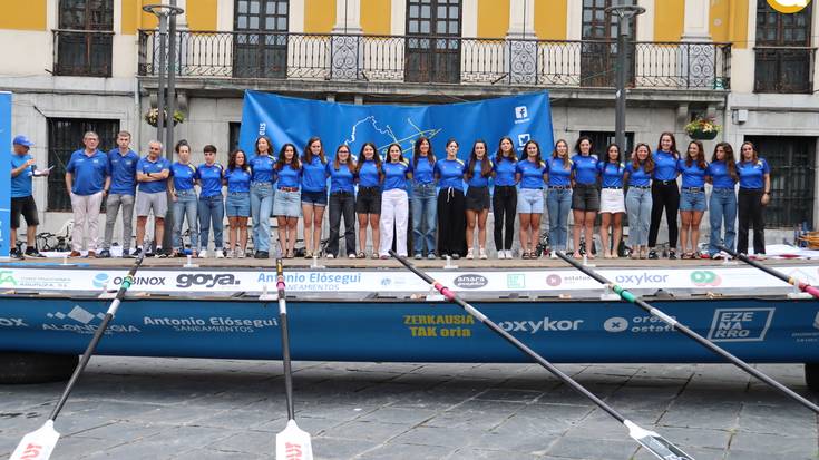 Denboraldi berriko trainerua aurkeztu dute