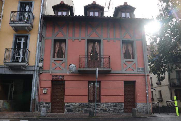 Bertso bazkaria Illarregi anaiekin