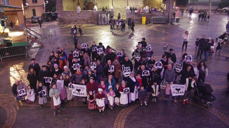 Urtarrilaren 14a, hatz erakuslea «injustizien kontra» jasotzeko eguna