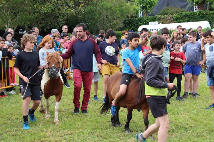 Izaskun auzoan ere bada fest 3 1560016400790