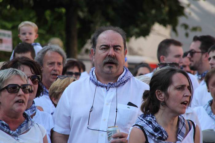 Bero sargoria, sagardoz bust 45 1532982038430