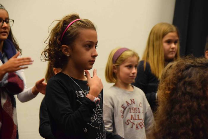 Zeinu dantza tailerra, haurr 5 1573917194415