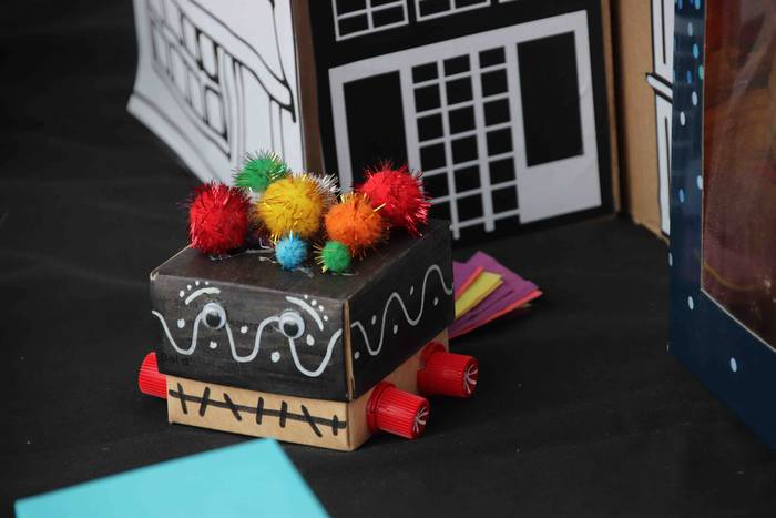 'Munduari itzulia' erakusket 31 1611607031438