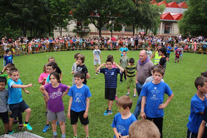 Eskola txiki eguna Ikaztegieta 64 1465750689757