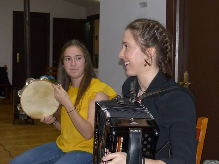 Ugarteko Amuarrain elkartean 10 1528105630806