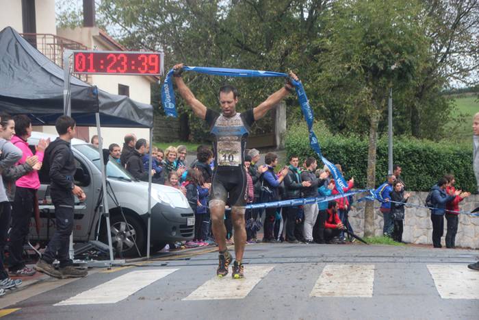 Jon Erguin eta Zuriñe Frutos 102 1508692346281