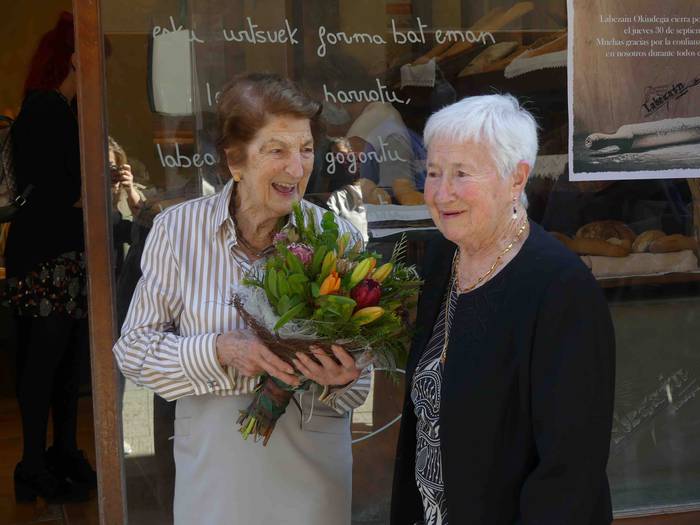 Gaur itxi ditu ateak Labezai 9 1633015527030