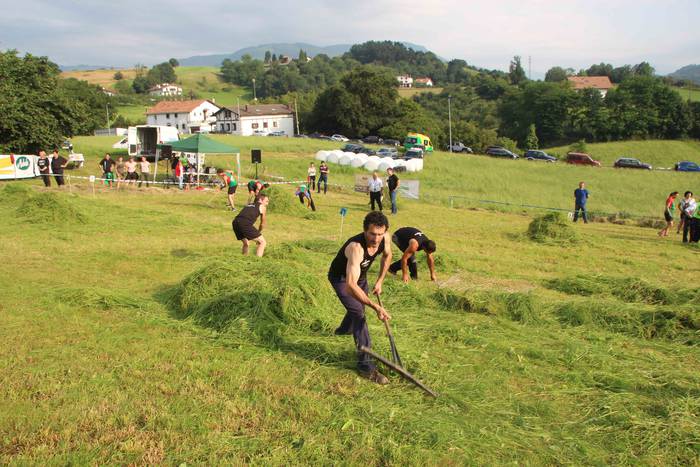 Alatze Etxaburuak irabazi du 25 1530471006977