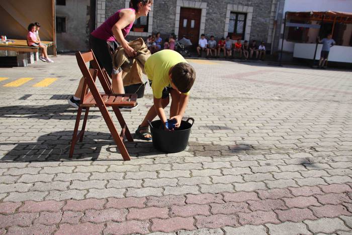 Goiazko festak. Ume jolasak. 48 1660322707625