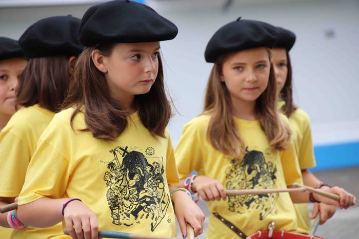 Danbor hotsek hartu dute Ama 68 1562504201725