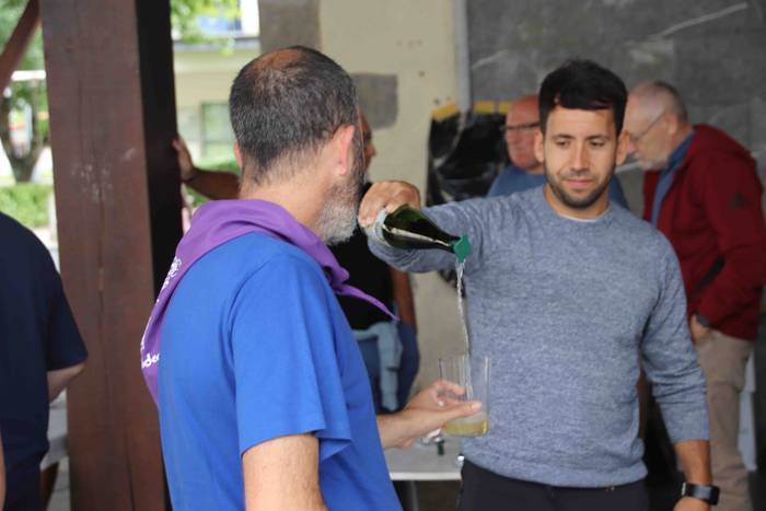 Txalokina dastatuz hasi dute 19 1565530527698